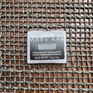 Mary Kay NIP Coal Mineral Eye Color
